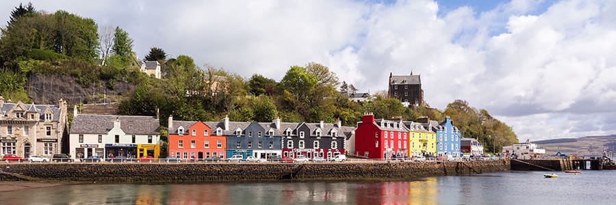 Sail the waterways of Scotland with River Cruise Your Way